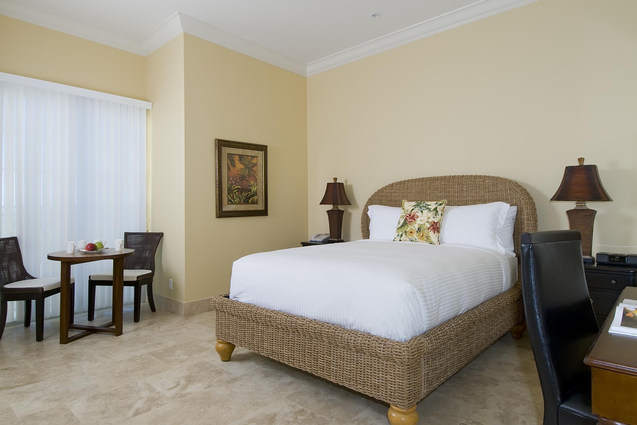 Windsong On The Reef Hotel Grace Bay Exterior photo