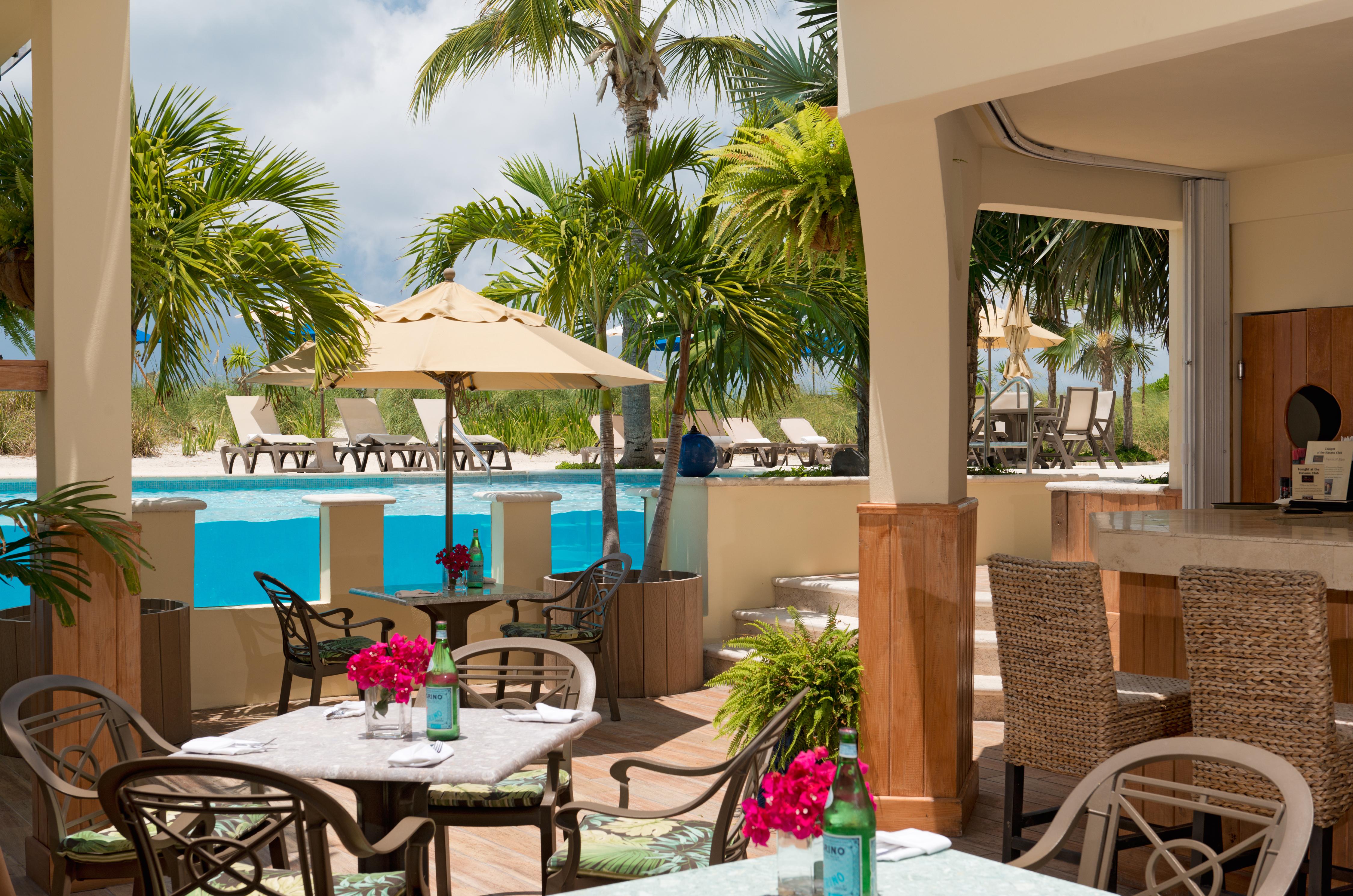 Windsong On The Reef Hotel Grace Bay Restaurant photo