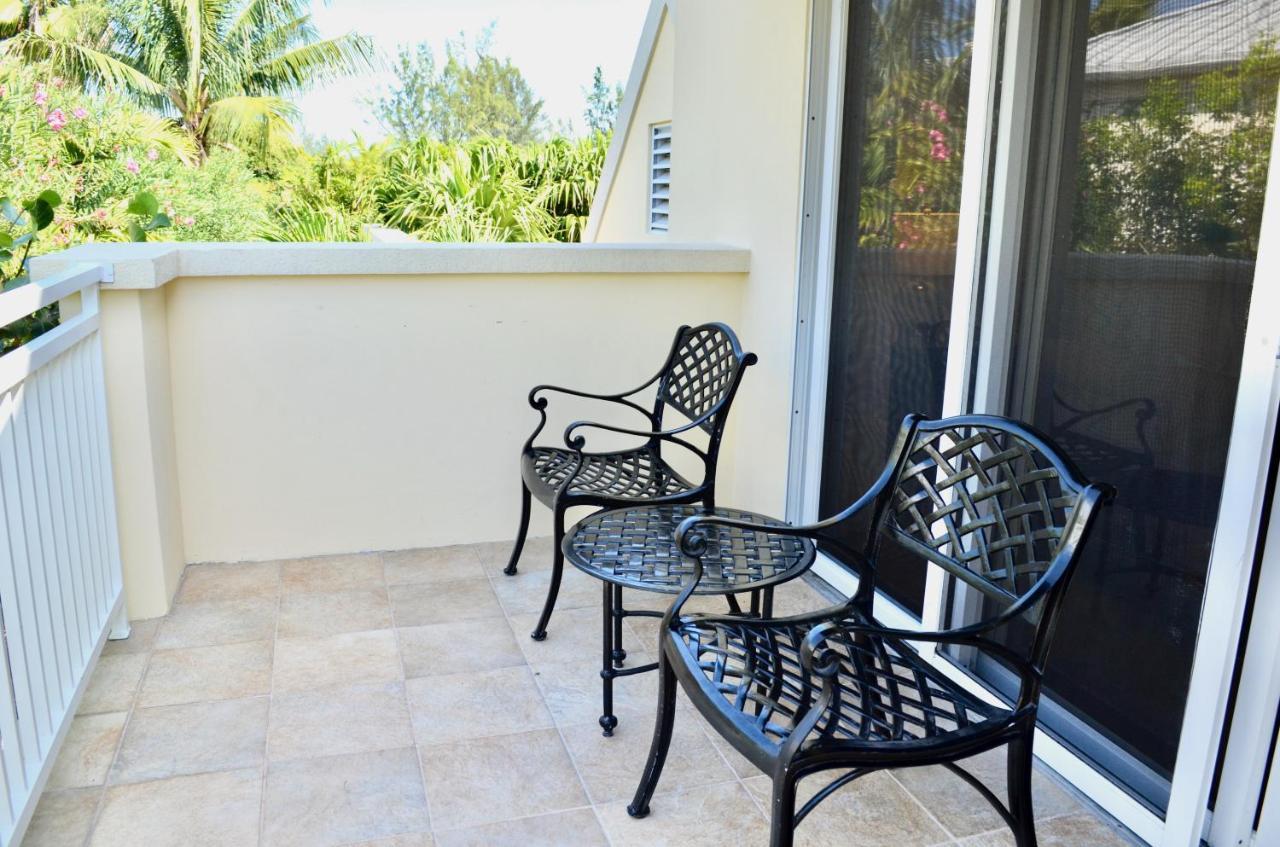 Windsong On The Reef Hotel Grace Bay Exterior photo
