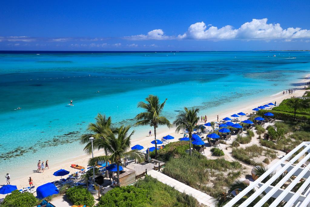 Windsong On The Reef Hotel Grace Bay Exterior photo