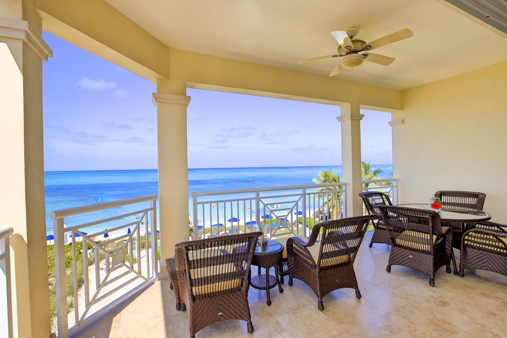 Windsong On The Reef Hotel Grace Bay Exterior photo